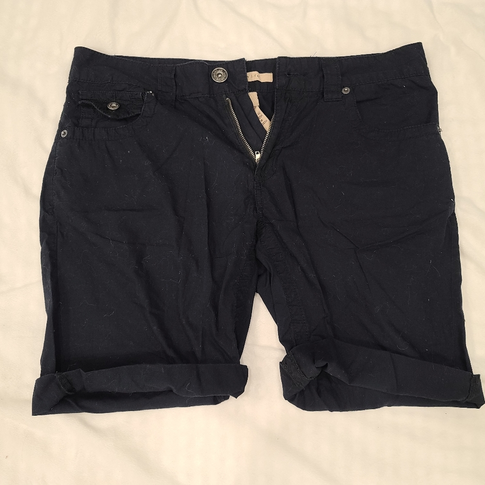 Urban Life Black Shorts size 7/8